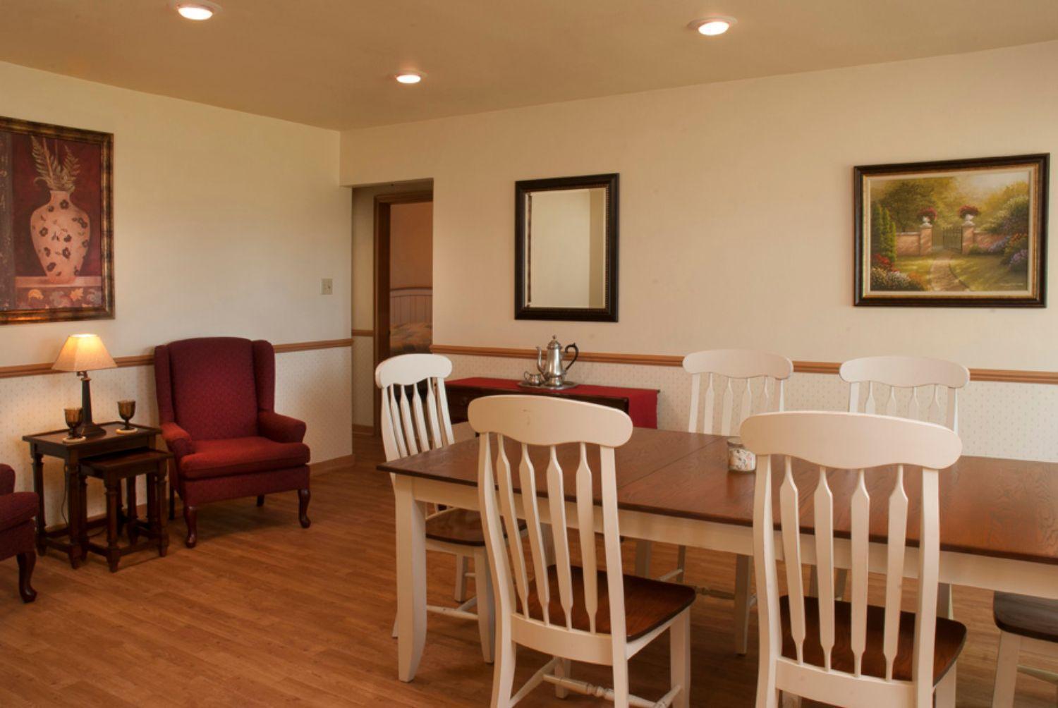 Lake Orchard Farm Retreat Sheboygan Room photo