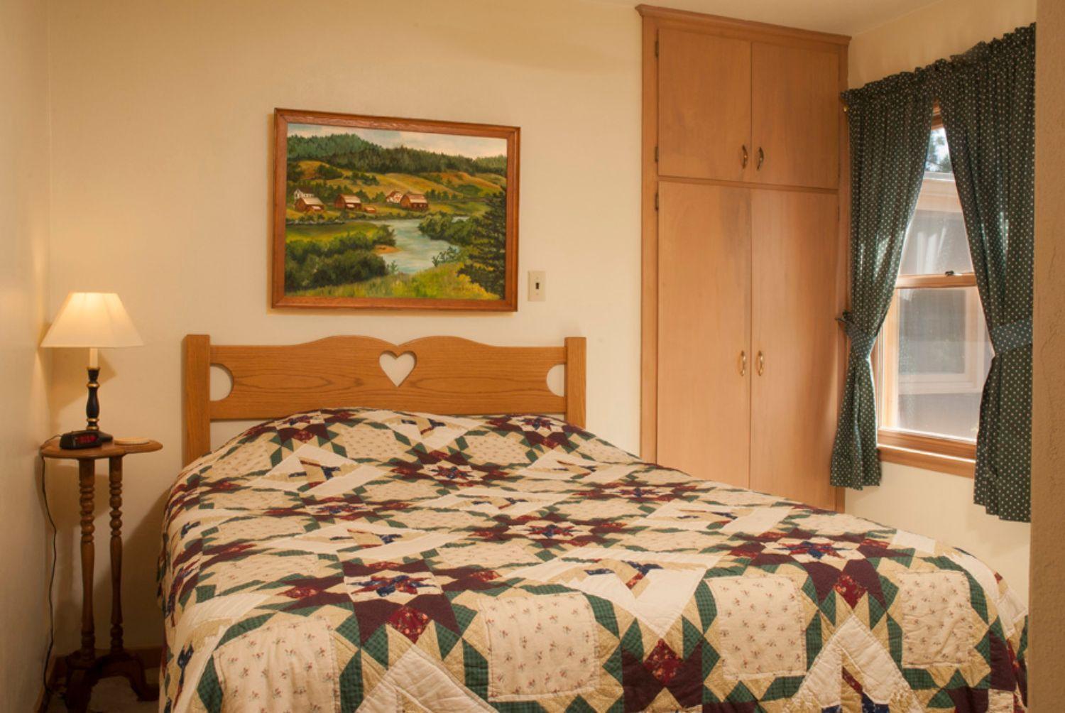 Lake Orchard Farm Retreat Sheboygan Room photo